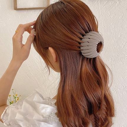Expandable Acrylic Hair Styling Tool with Anti-Slip Design