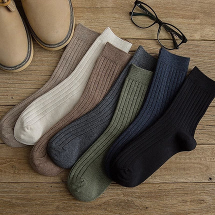 Sports Polyester Mid-Calf Socks for Men