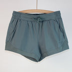 Green / L