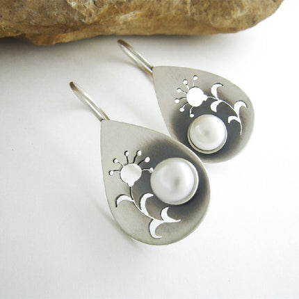 Simple Geometric Alloy Earrings – Silver Finish