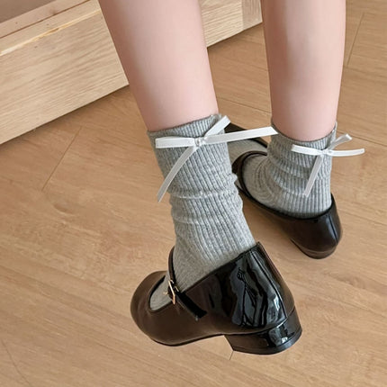 Women’s Solid Color Cotton Socks – Middle Calf Length