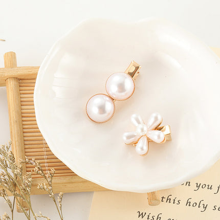 Alloy Hairpin with Flower and Pearl Accents