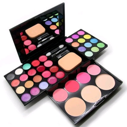 Silky Shine Eyeshadow Palette – Matte & Shimmer Multi-Color Makeup Kit