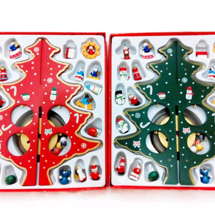 Wooden Hand-Painted Christmas Tree – Creative Desktop Holiday Decoration (Red & Green)
