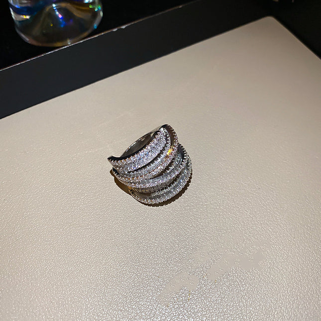 Zircon Winding Eye-Catching Ring – Korean Style Geometric Silver Ring