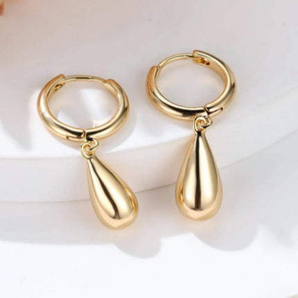 Elegant Waterdrop Letter Earrings – Gold, Silver, Rose Gold