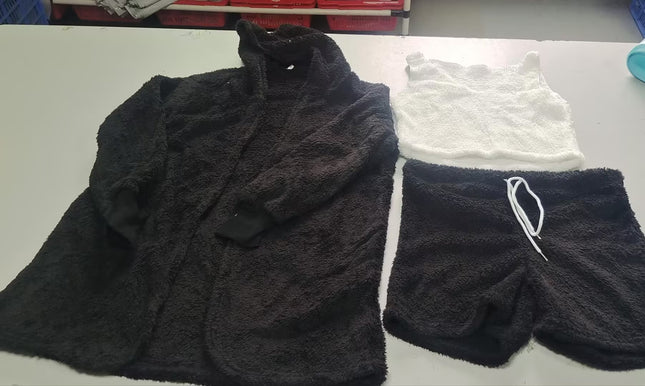 3-Piece Women’s Pajama Set – Long Sleeve Crop Top & Drawstring Shorts