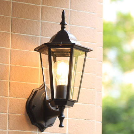 Retro Courtyard Wall Lamp – Hexagonal Outdoor Fixture