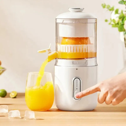 Portable USB Rechargeable Orange Juice Squeezer – Automatic Citrus Juicer (150ml)