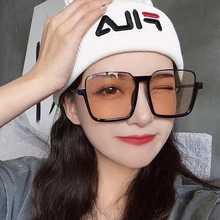 UV400 Metal Frame Sunglasses – Resin Lens Fashion Shades for Men & Women