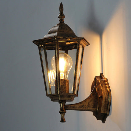 Retro Courtyard Wall Lamp – Hexagonal Outdoor Fixture