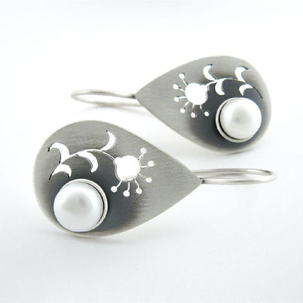 Simple Geometric Alloy Earrings – Silver Finish