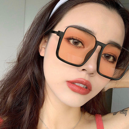 UV400 Metal Frame Sunglasses – Resin Lens Fashion Shades for Men & Women
