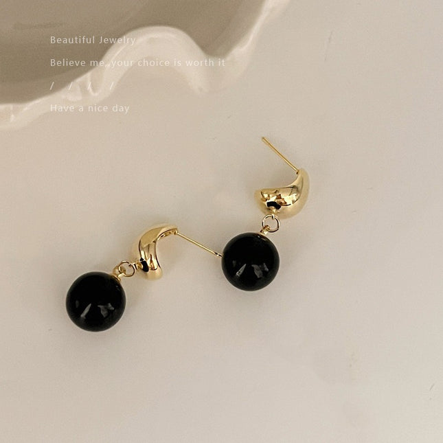Retro Imitation Pearl Geometric Round Earrings