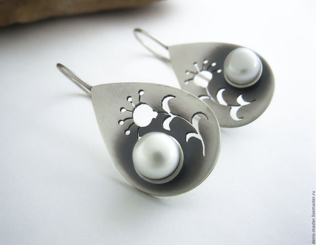 Simple Geometric Alloy Earrings – Silver Finish