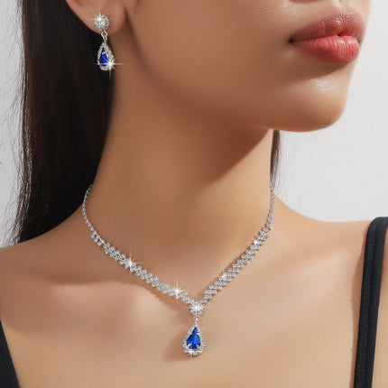 Women's Rhinestone Jewelry Set – Earrings, Necklace, and Bracelet