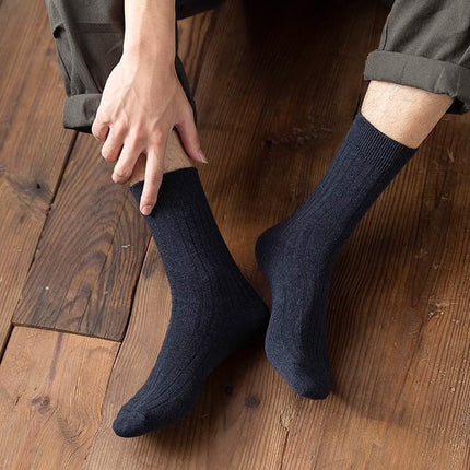 Sports Polyester Mid-Calf Socks for Men