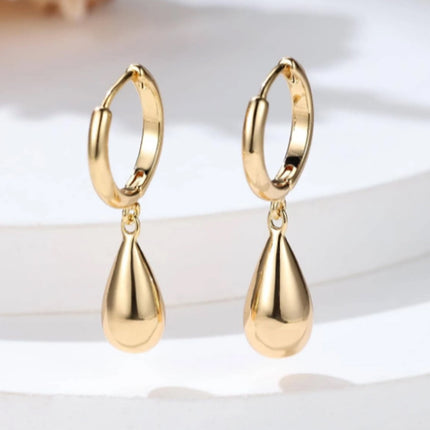 Elegant Waterdrop Letter Earrings – Gold, Silver, Rose Gold