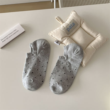 Simple Cotton Invisible Non-Slip Ankle and Boat Socks