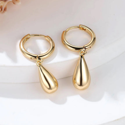 Elegant Waterdrop Letter Earrings – Gold, Silver, Rose Gold