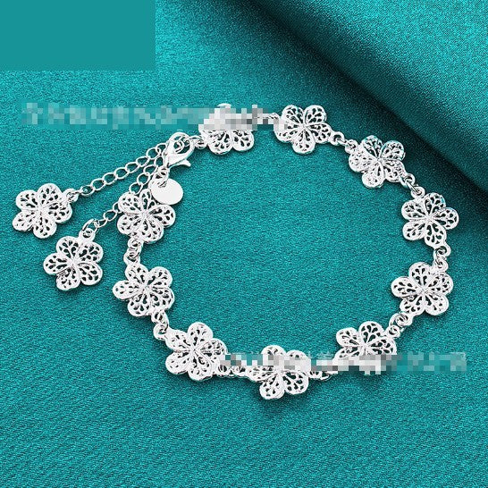 Women's Metal Floral Bracelet – Travel Commemoration Gift